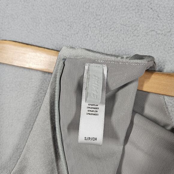 Skims Disco Sleeveless Bodysuit Size S Mock Neck Zipper Back Stretch Casual Top - Picture 5 of 14